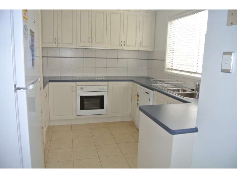 6/58 Gordon, Newtown QLD 4350