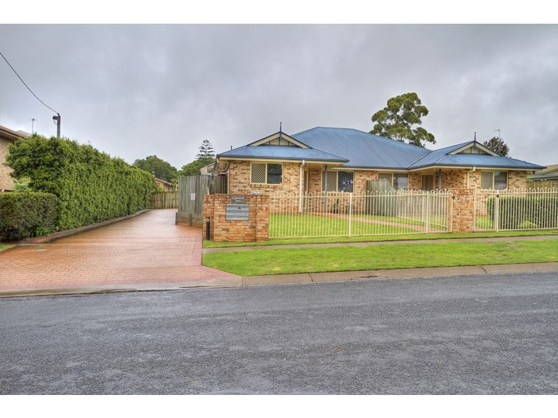 6/58 Gordon, Newtown QLD 4350