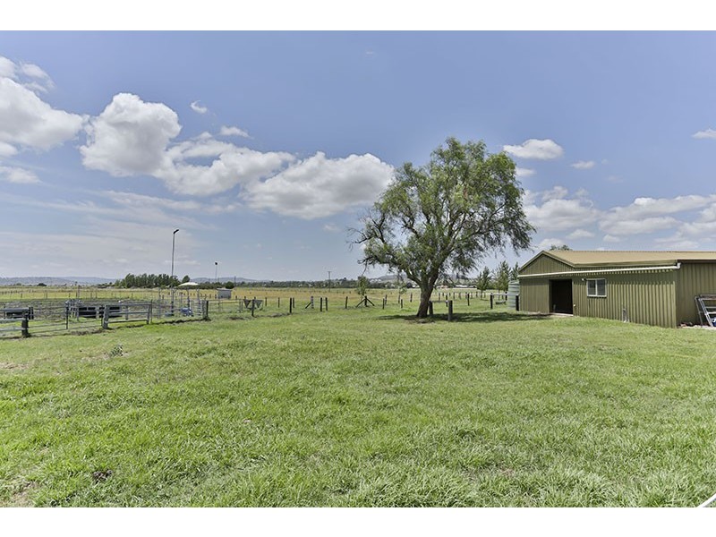 509 Wyreema-Cambooya Rd, Cambooya QLD 4358