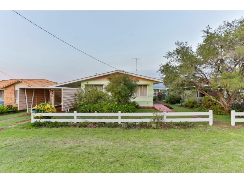 7 Wilfred Street, Harristown QLD 4350