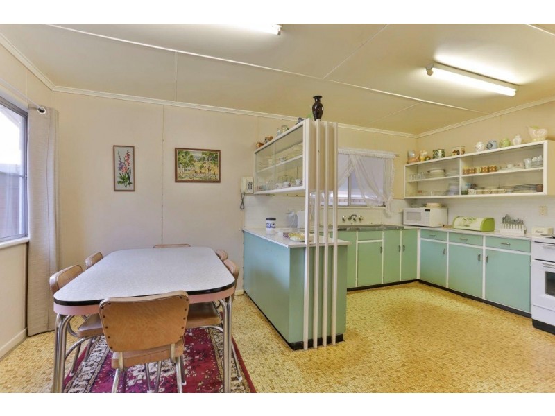 7 Wilfred Street, Harristown QLD 4350