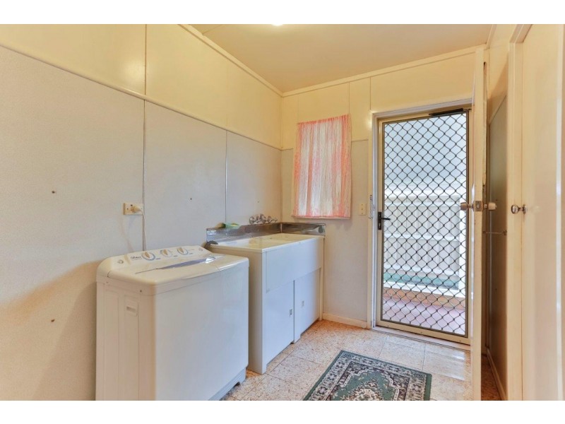 7 Wilfred Street, Harristown QLD 4350