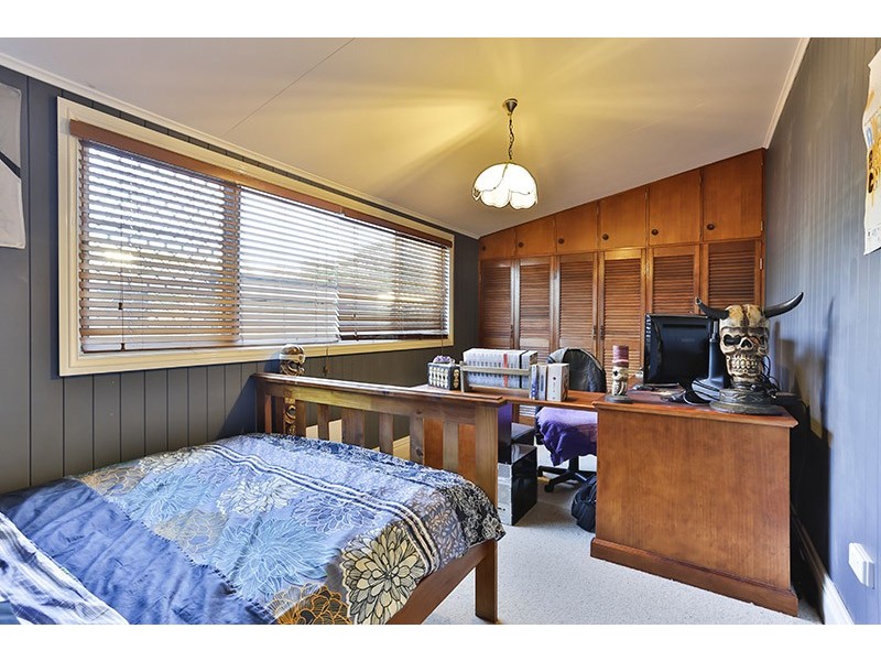 246a Campbell Street, Newtown QLD 4350