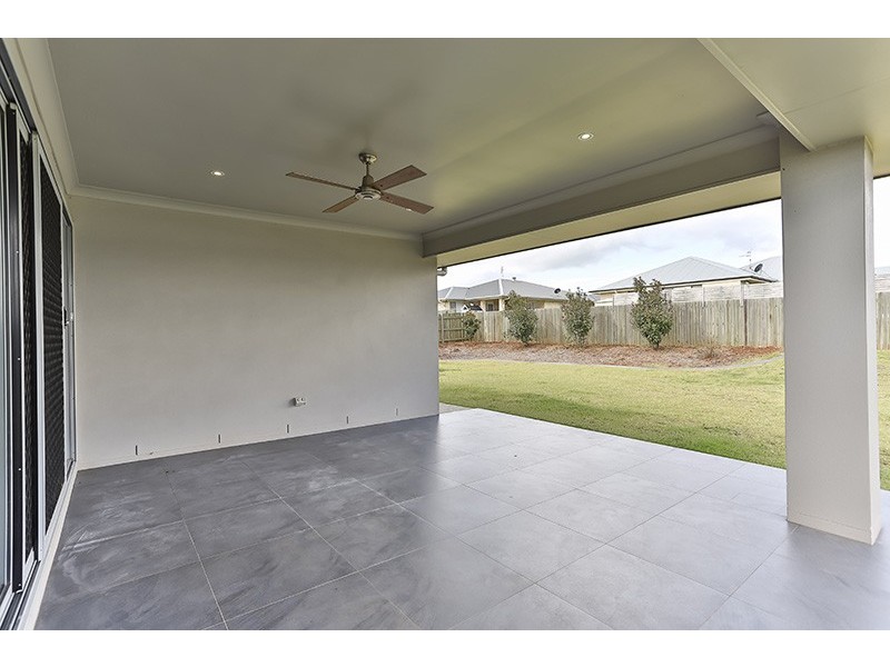 18 Wigan Avenue, Highfields QLD 4352