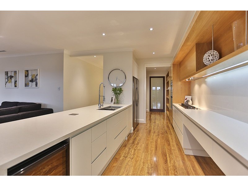 6 Goshawk Drive, Highfields QLD 4352