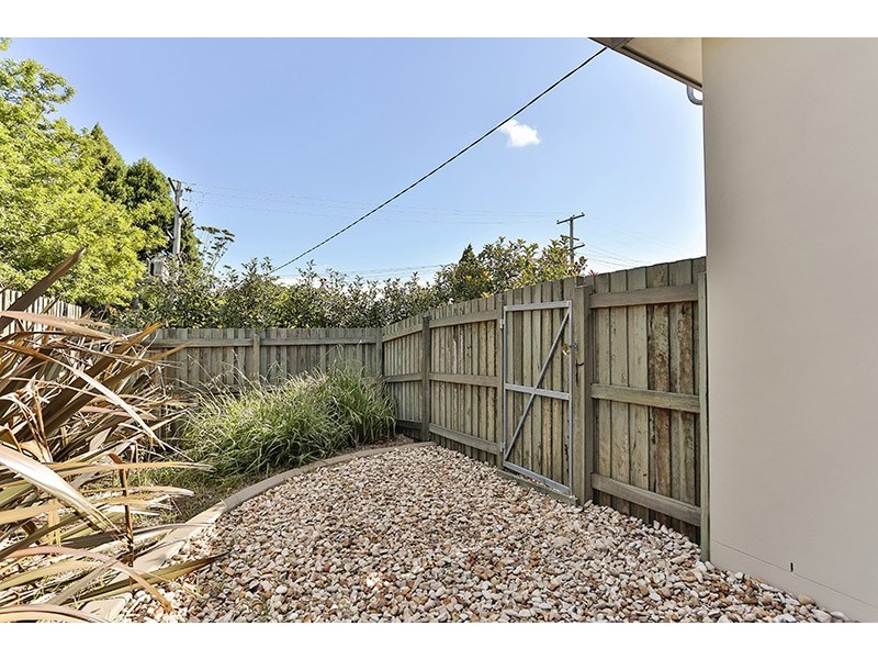 1/1 Barry Street, Mount Lofty QLD 4350