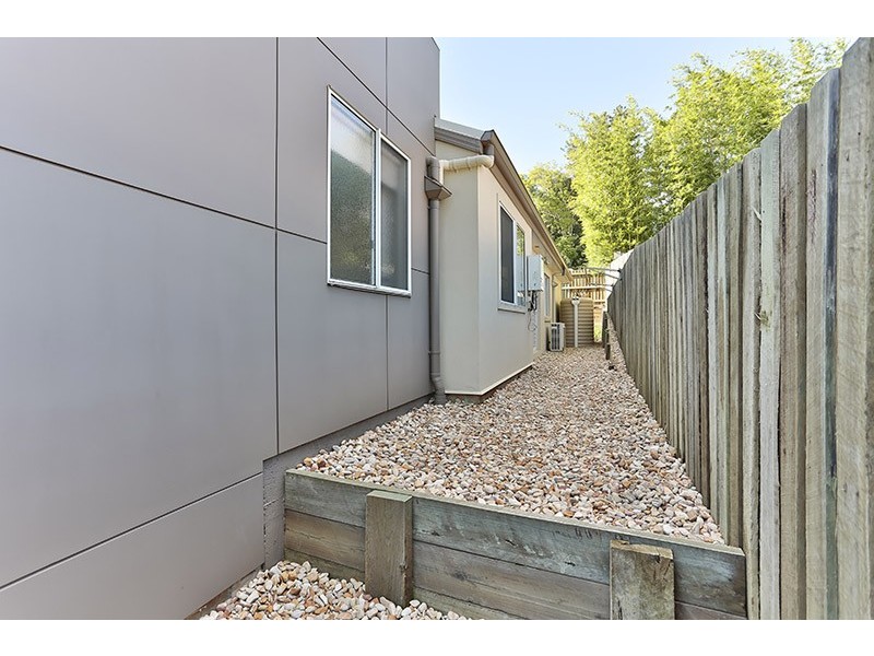 1/1 Barry Street, Mount Lofty QLD 4350