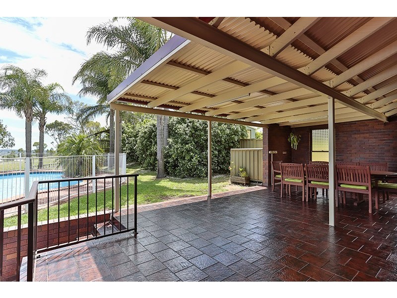 8 Coverdale Crescent, Cotswold Hills QLD 4350