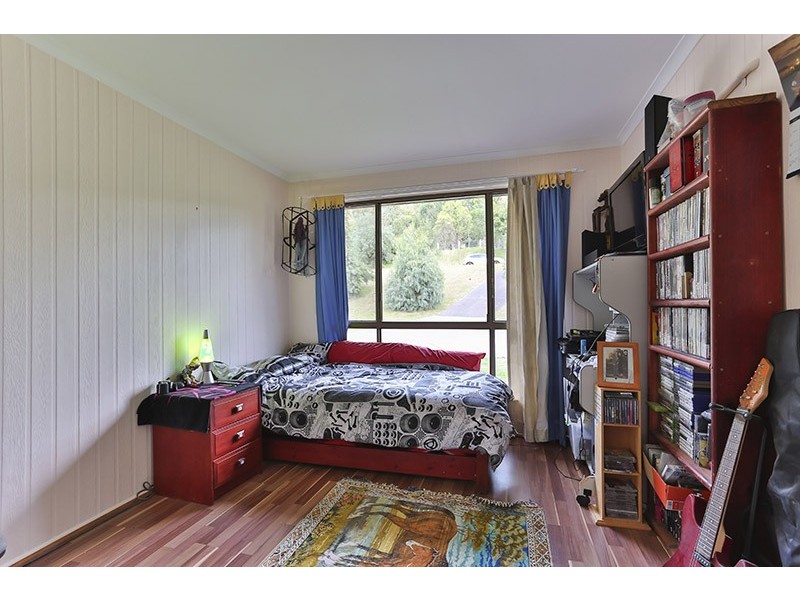 9 Redlands Drive, Gowrie Junction QLD 4352