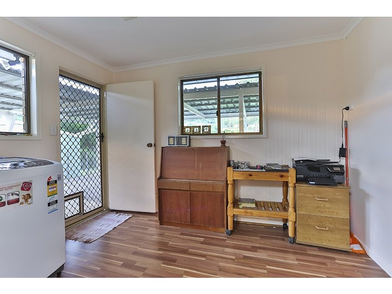 9 Redlands Drive, Gowrie Junction QLD 4352