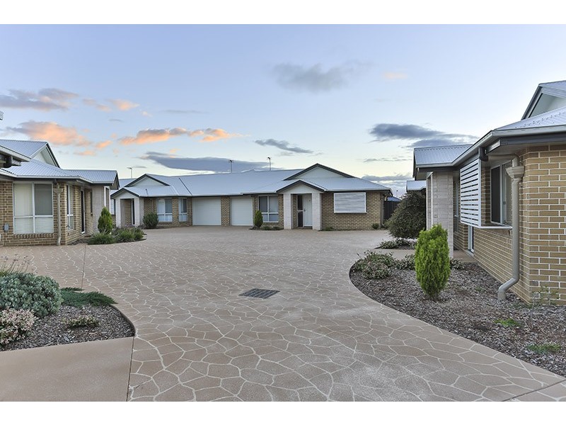 7/16 Salisbury Street, Darling Heights QLD 4350