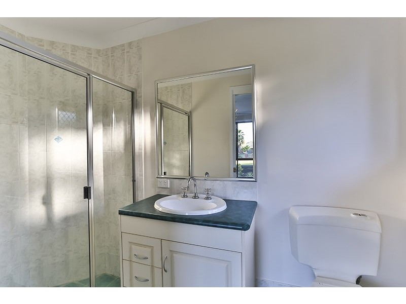 18 William Street, Meringandan West QLD 4352