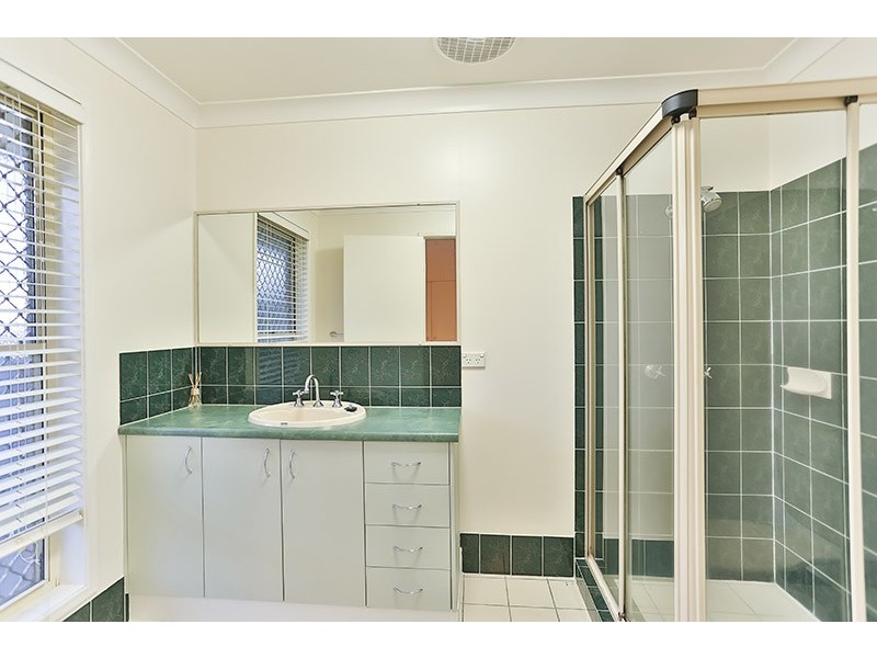 10 Denaid Street, Highfields QLD 4352