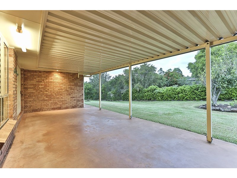 10 Denaid Street, Highfields QLD 4352