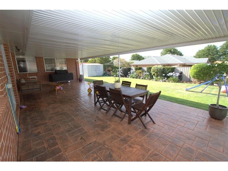 21 Mengel Court, Middle Ridge QLD 4350