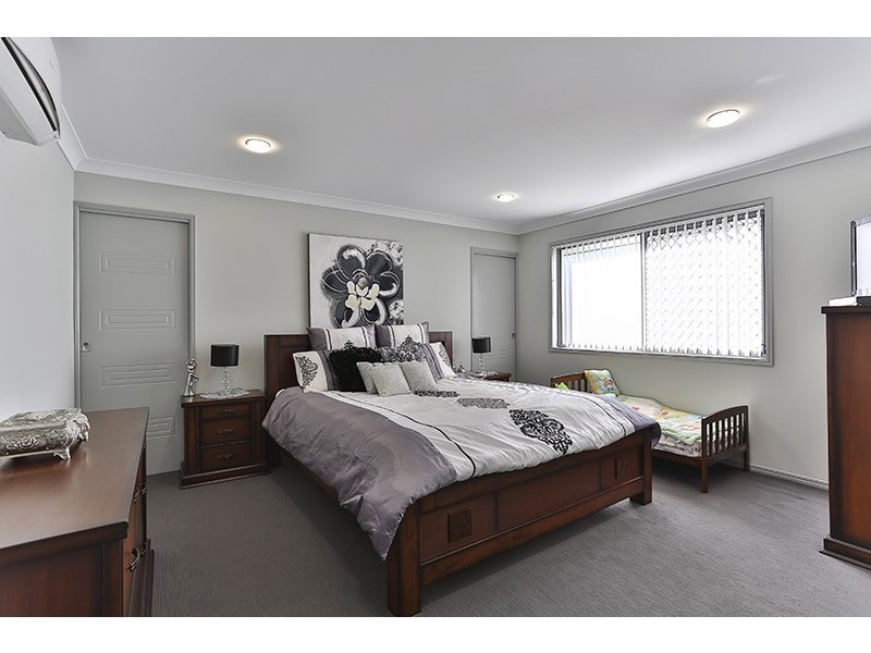 11 Alexander Avenue, Highfields QLD 4352