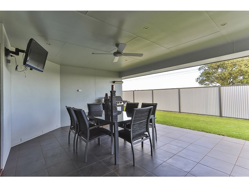 11 Alexander Avenue, Highfields QLD 4352