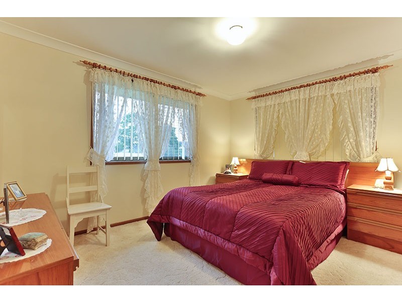 12 Hamzah Drive, Cotswold Hills QLD 4350