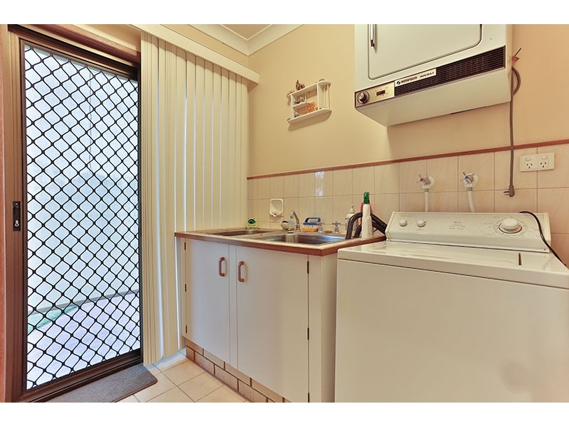 12 Hamzah Drive, Cotswold Hills QLD 4350