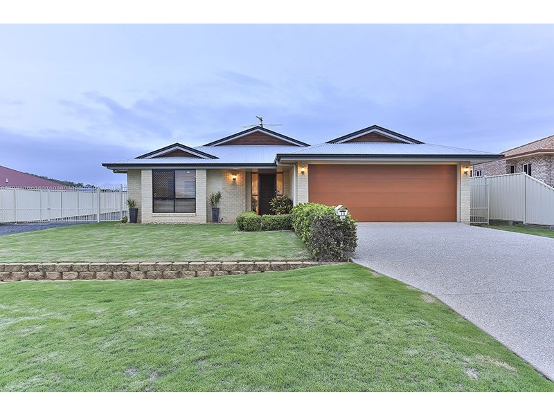 11 Bronte Street, Westbrook QLD 4350