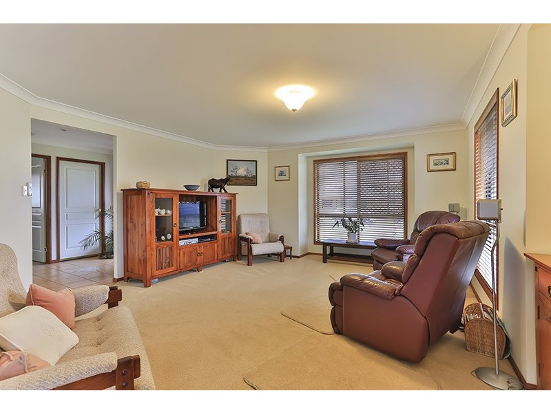 11 Bronte Street, Westbrook QLD 4350