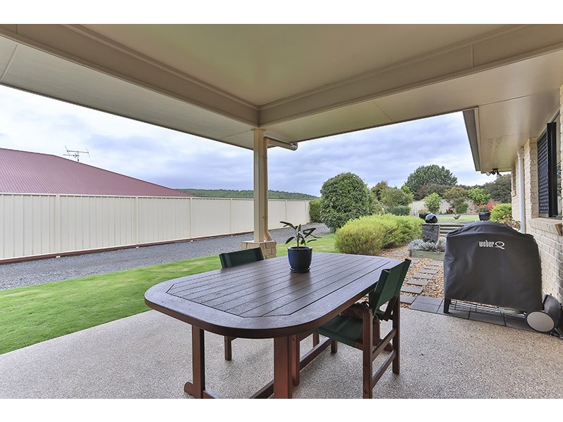 11 Bronte Street, Westbrook QLD 4350