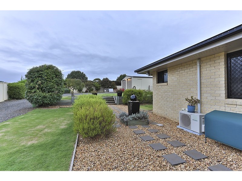 11 Bronte Street, Westbrook QLD 4350