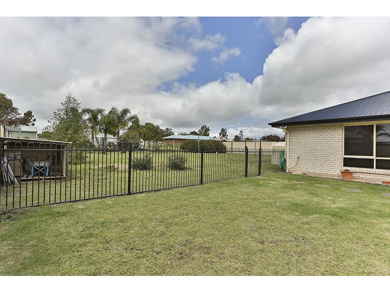 19 Thomas Street, Cambooya QLD 4358