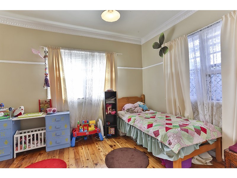 87 North Street, North Toowoomba QLD 4350