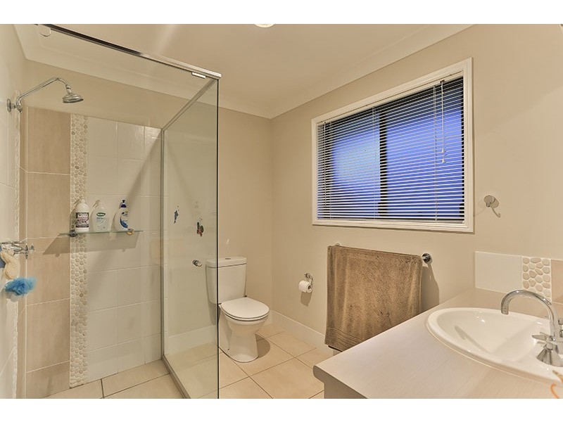 10 Smythe Drive, Highfields QLD 4352