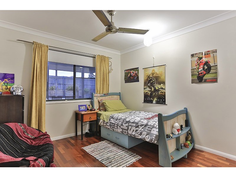 10 Smythe Drive, Highfields QLD 4352