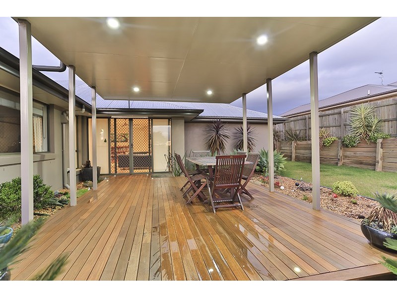 10 Smythe Drive, Highfields QLD 4352