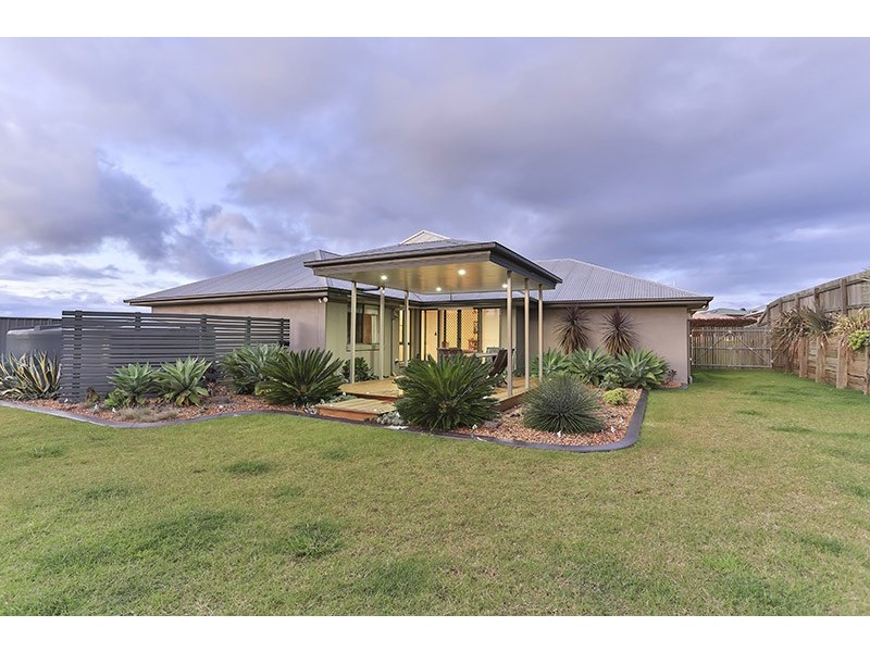 10 Smythe Drive, Highfields QLD 4352