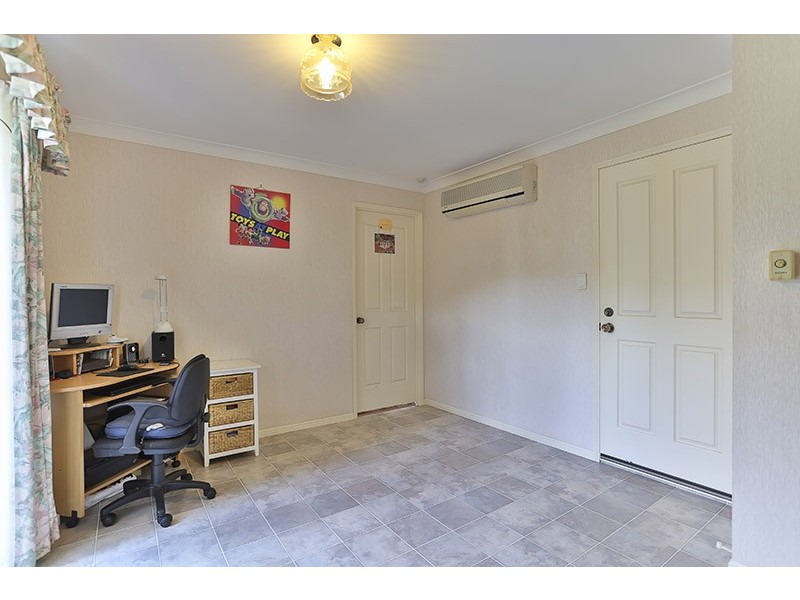 8 Emma Drive, Kearneys Spring QLD 4350
