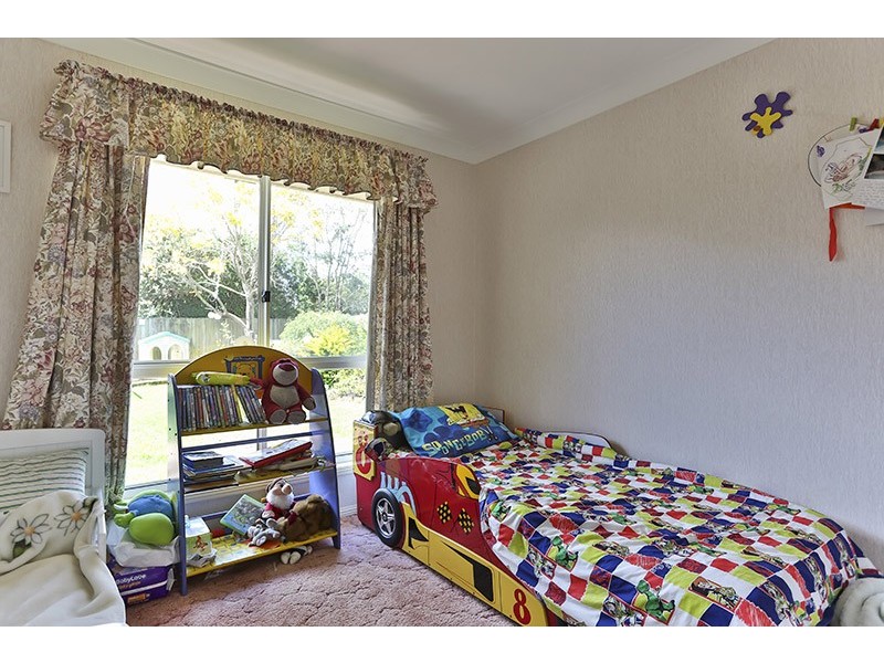 8 Emma Drive, Kearneys Spring QLD 4350