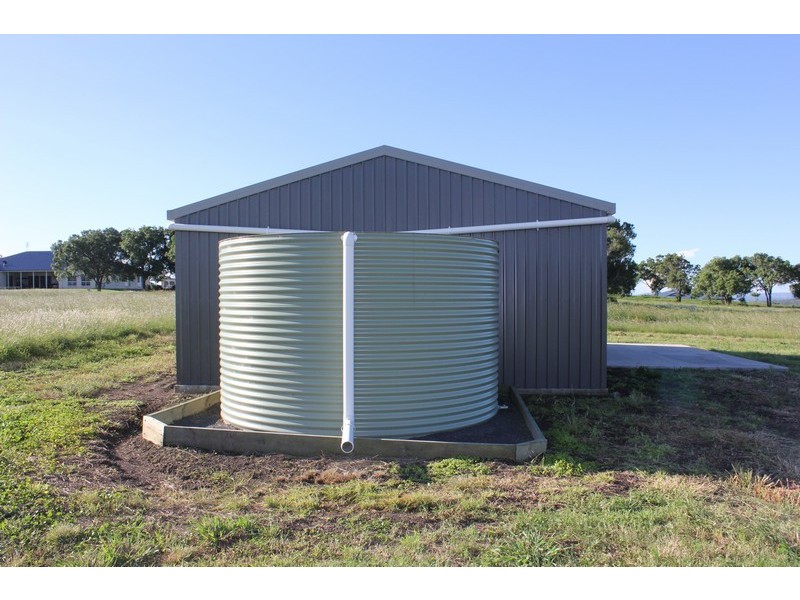 40 Hilltop Drive, Gowrie Junction QLD 4352