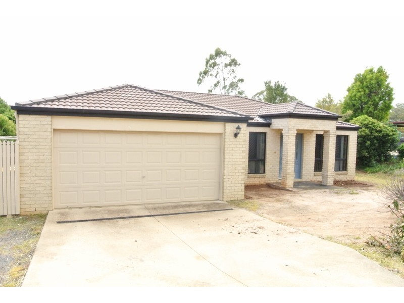 12 Delvue Crescent, Highfields QLD 4352
