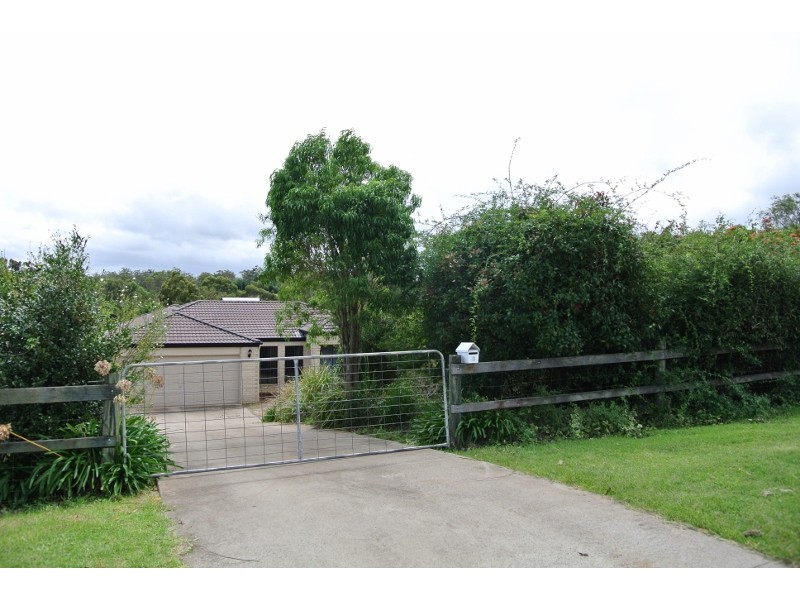 12 Delvue Crescent, Highfields QLD 4352