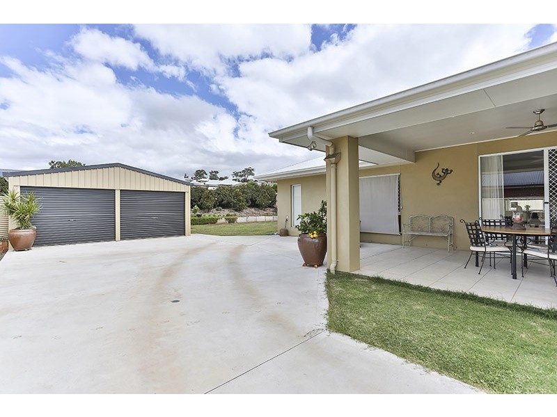 4 Gwenda Drive, Westbrook QLD 4350