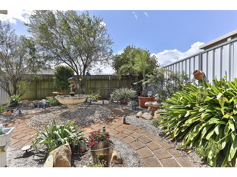 13 Glen Avon Court, Glenvale QLD 4350