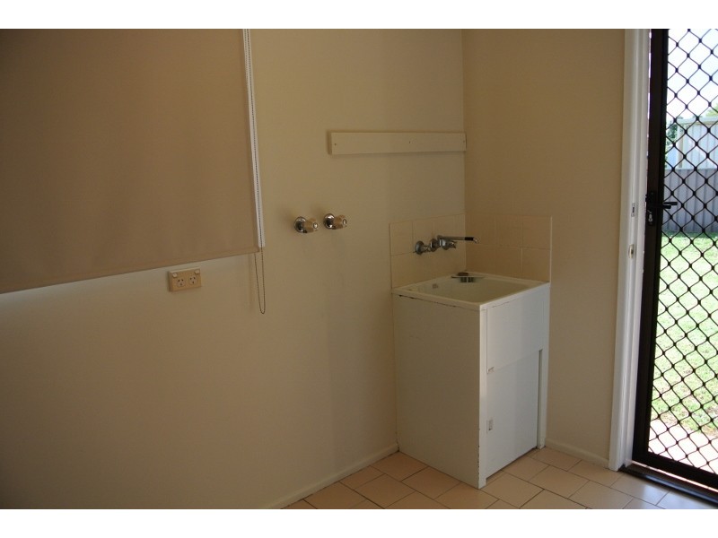 11 Black Court, Wilsonton QLD 4350