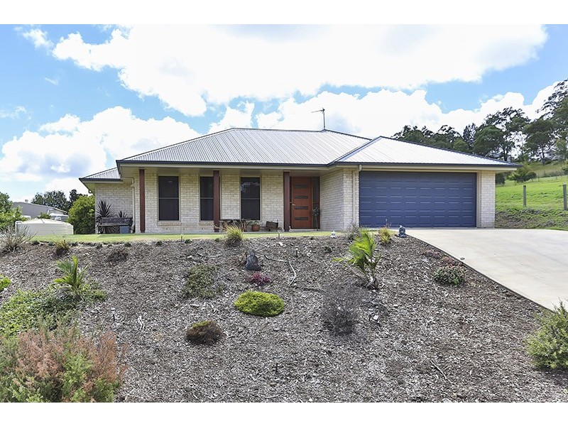 19 Hamblin Court, Mount Rascal QLD 4350