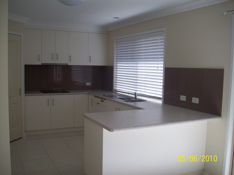 19 Hamblin Court, Mount Rascal QLD 4350