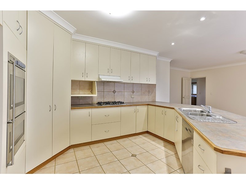 5 Ryans Drive, Cotswold Hills QLD 4350