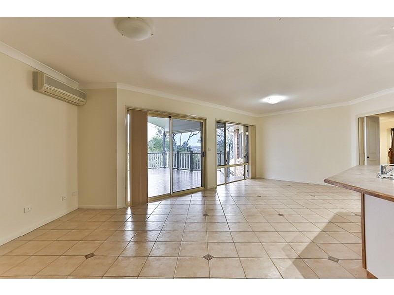 5 Ryans Drive, Cotswold Hills QLD 4350