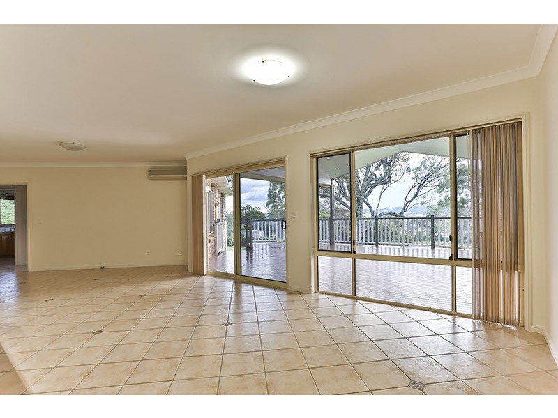 5 Ryans Drive, Cotswold Hills QLD 4350