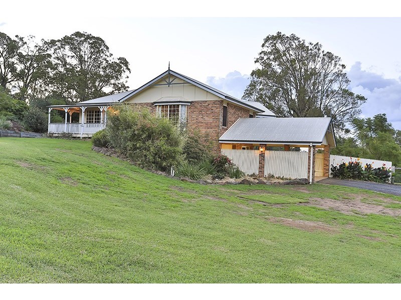 5 Ryans Drive, Cotswold Hills QLD 4350