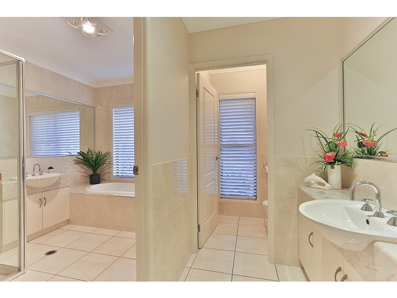 39 Mitchell Road, Highfields QLD 4352