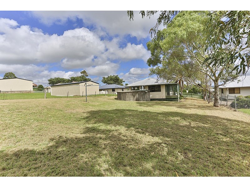 17 Bell Street, Greenmount QLD 4359