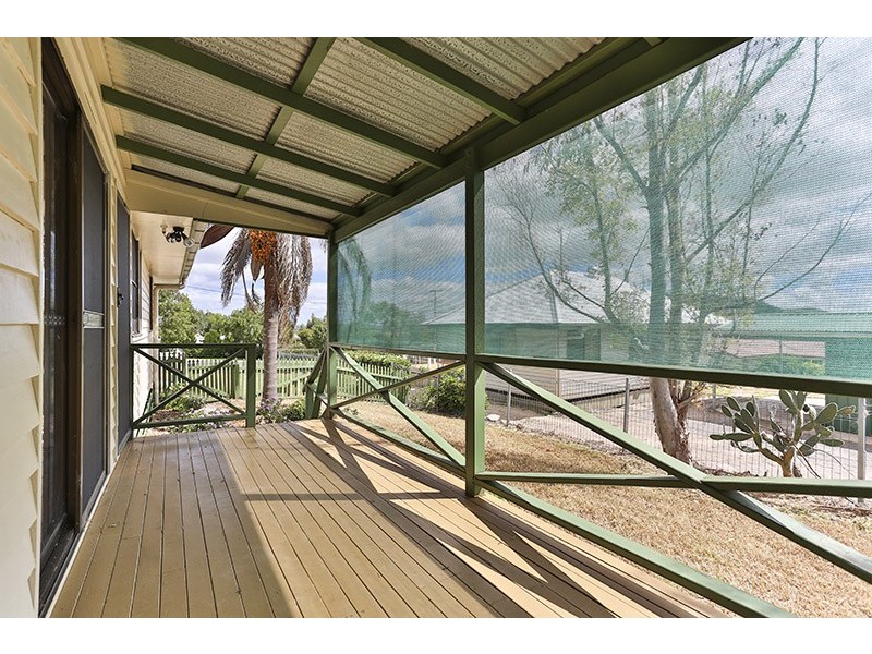 17 Bell Street, Greenmount QLD 4359